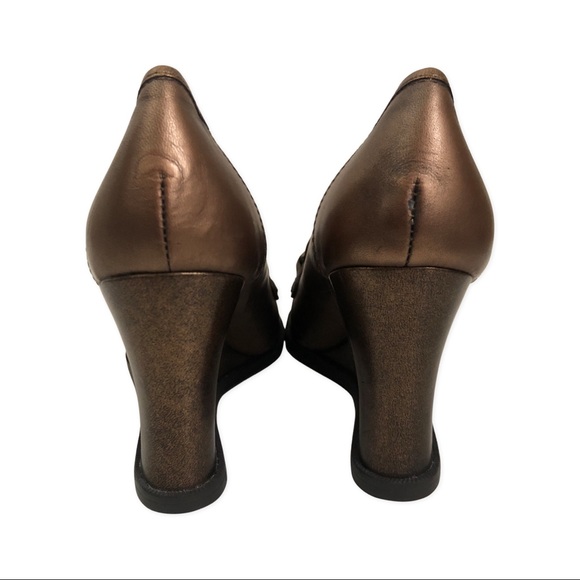 Nygard Wedge Heel Beonze Tassle Shoes - Picture 7 of 8